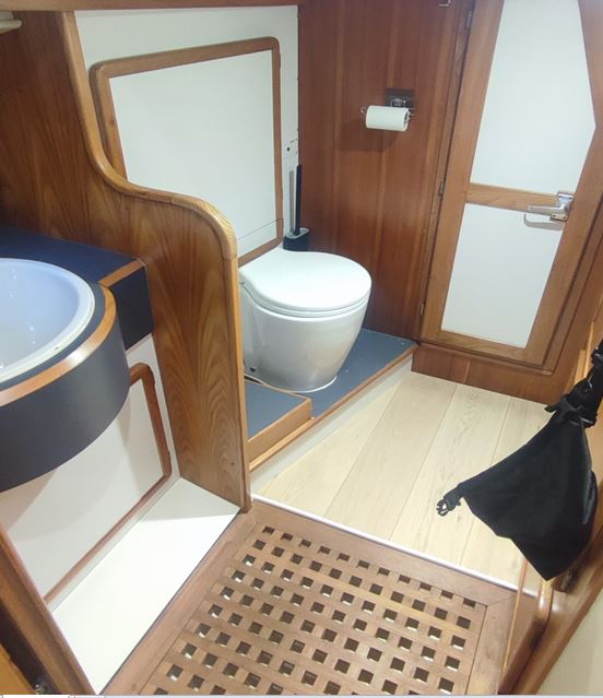 photo vente CAROFF&nbsp;ATLANTIS 400