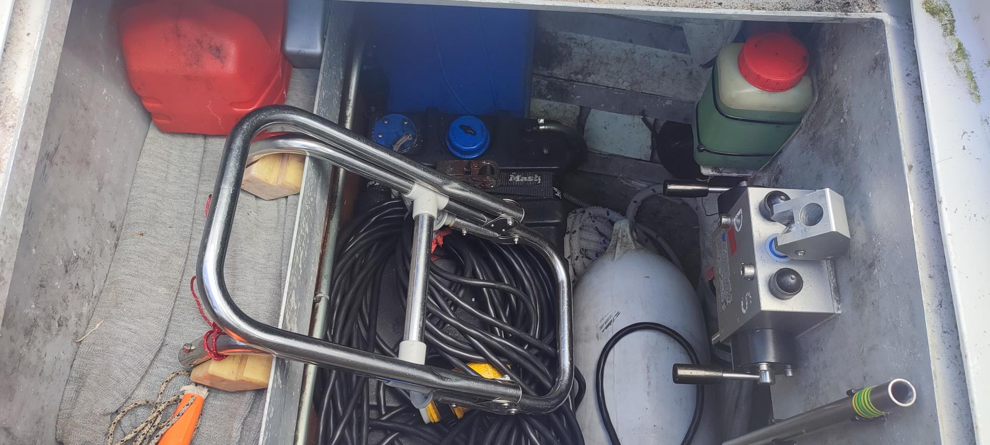 photo vente ALUBAT OVNI 435 