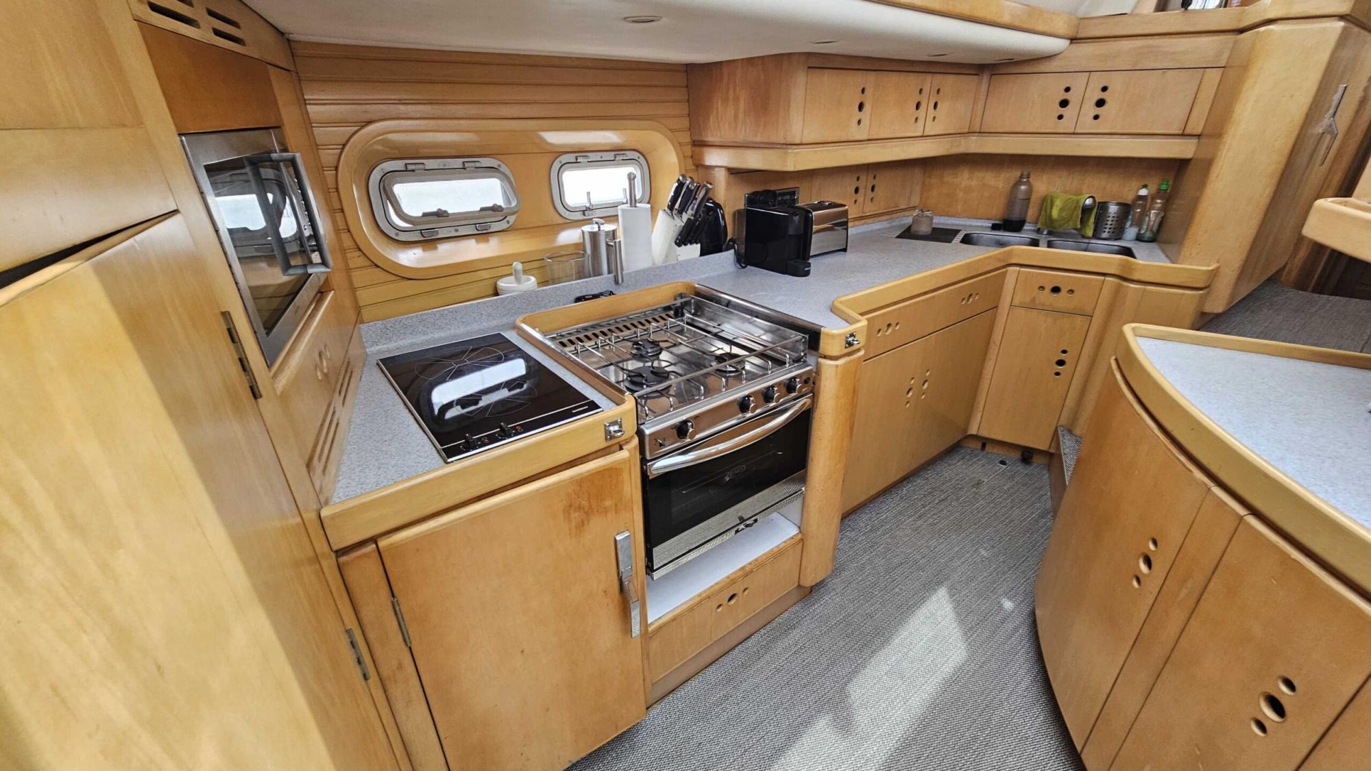 photo vente WAUQUIEZ PILOT SALOON 60