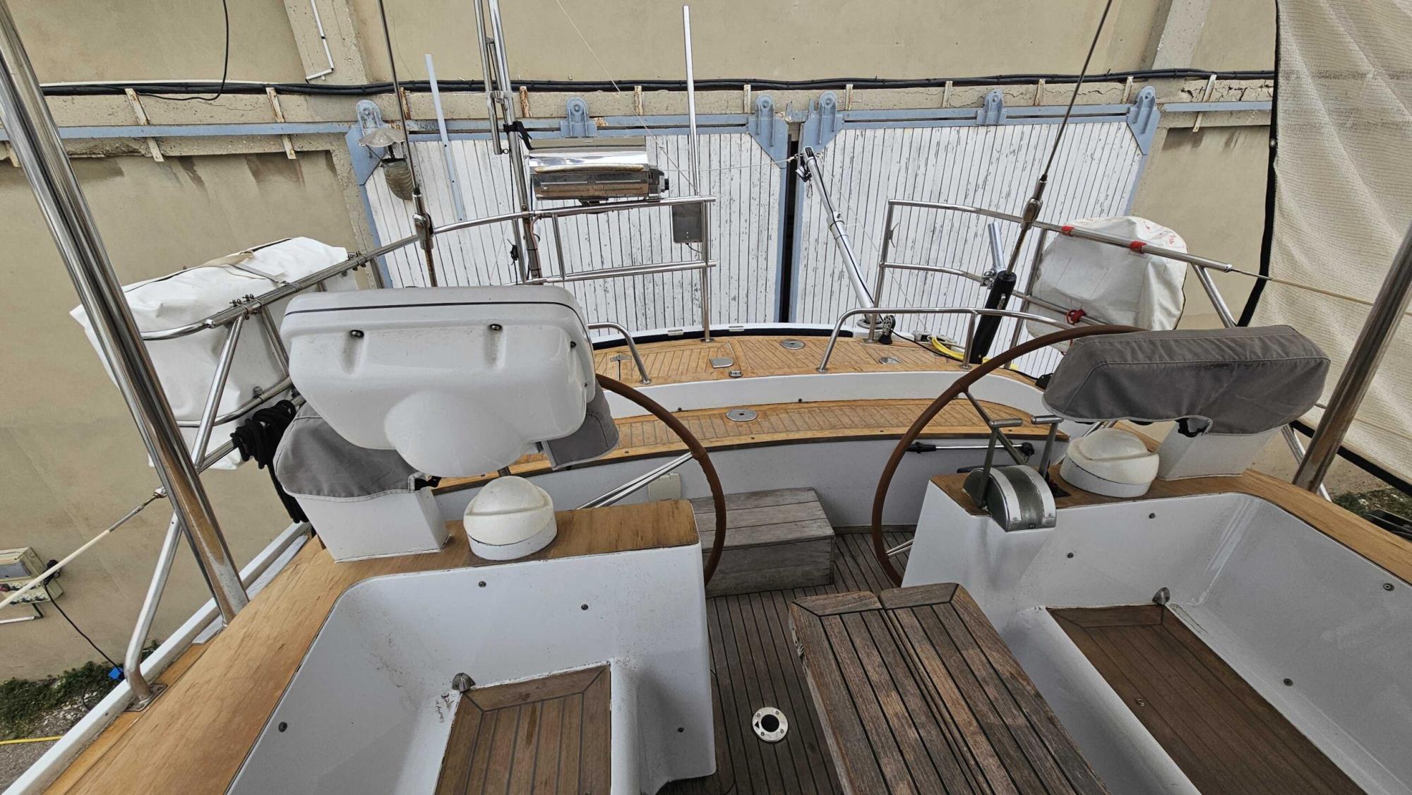 photo vente WAUQUIEZ PILOT SALOON 60