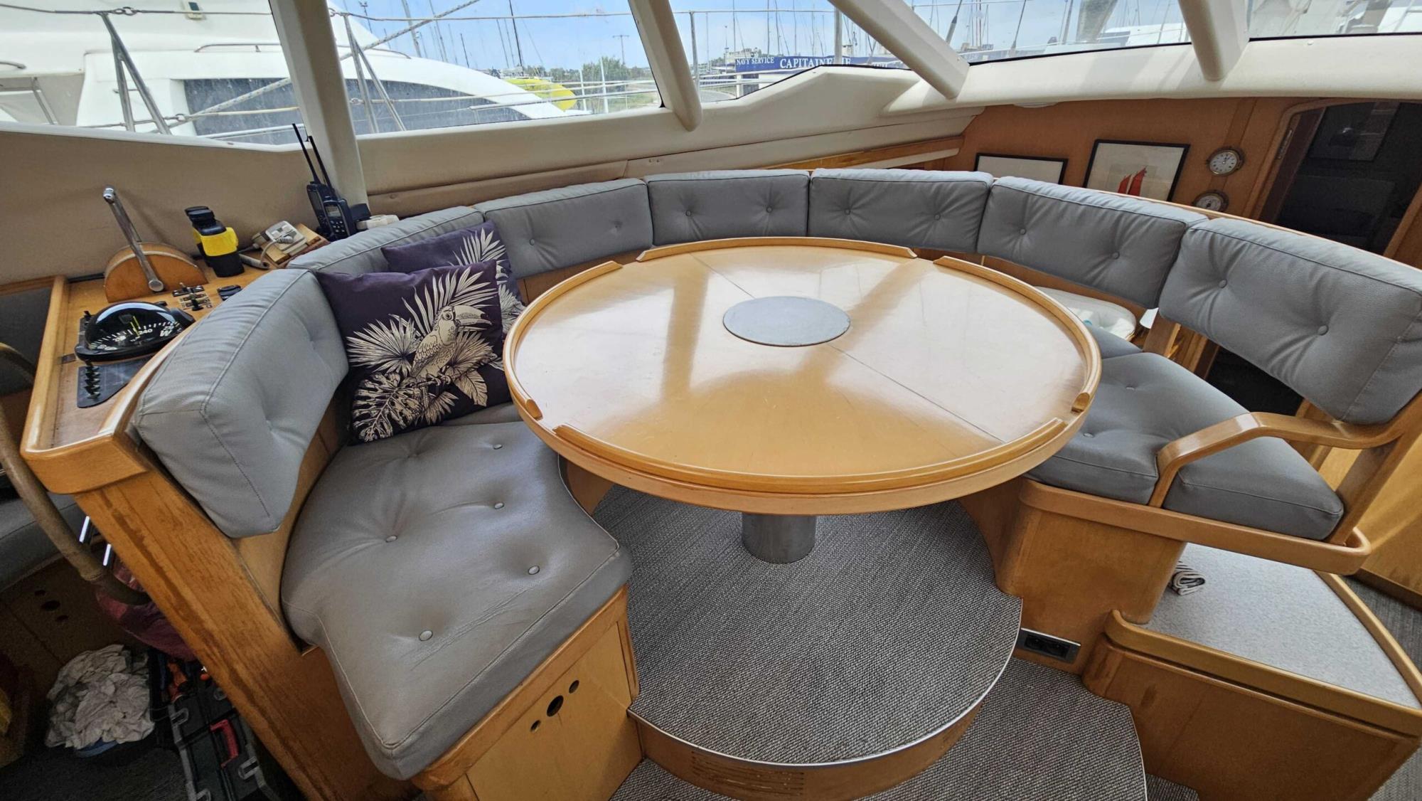 photo vente WAUQUIEZ PILOT SALOON 60